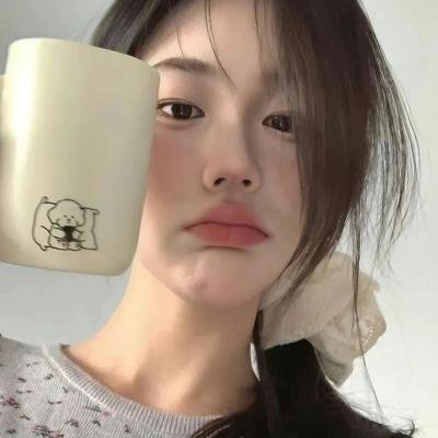 红色背篓